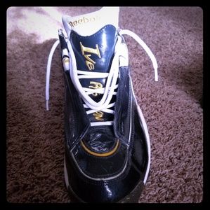 Iverson shoes